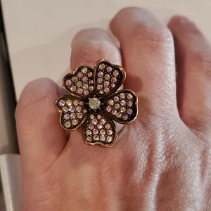 Gorgeous Flower Ring - Size 7